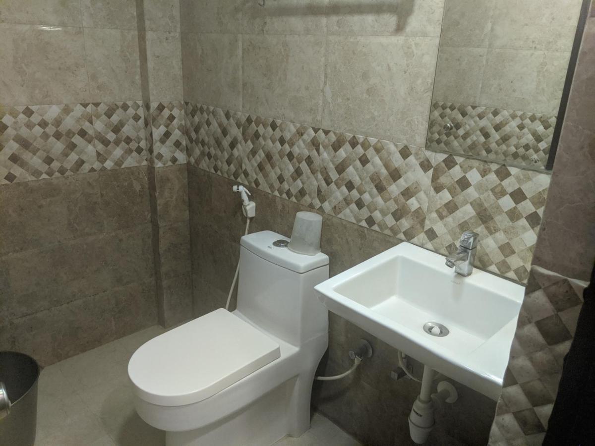Aashraya Hotel Májszúr Kültér fotó